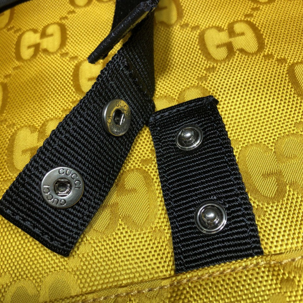 G*u*i off the grid duffle bag