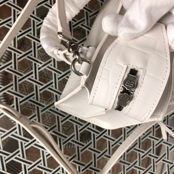 Ba*len*cia*ga neo classic mini top handle bag