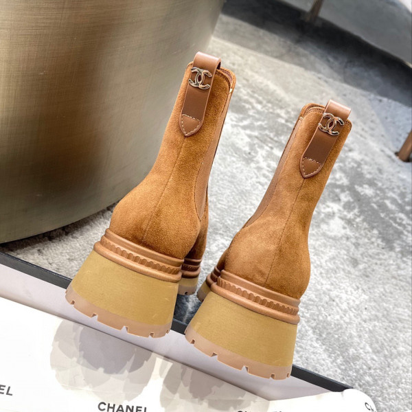 CL ANKLE BOOTS