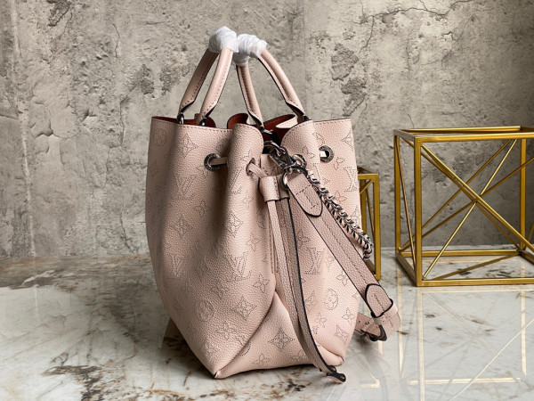 l**is V*t*n bella tote