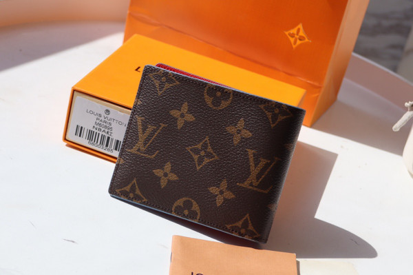 l**is V*t*n lvxnba multiple wallet