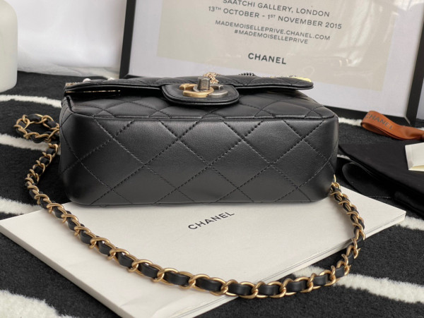 CL FLAP BAG
