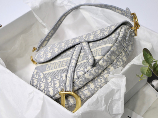 D*or saddle bag