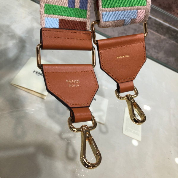 F**di strap you