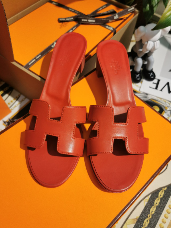 H**mes oasis sandal
