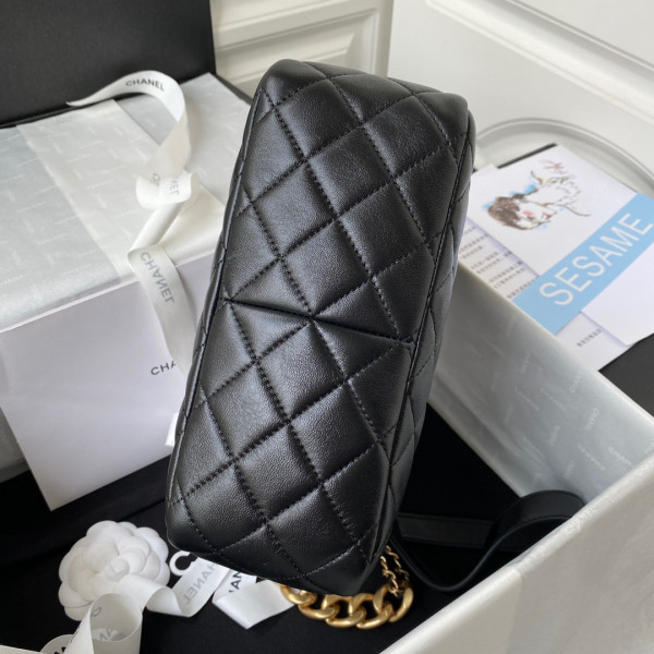 CL HOBO HANDBAG