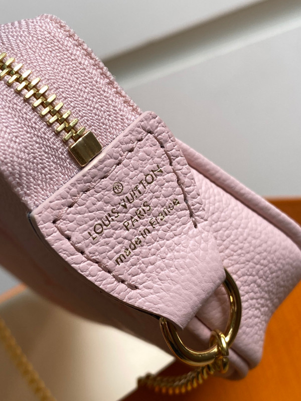 l**is V*t*n mini pochette accessoires