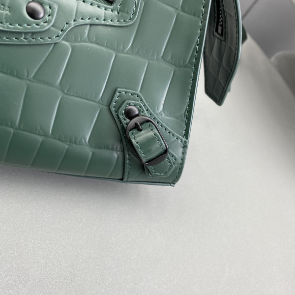 Ba*len*cia*ga neo classic mini top handle bag