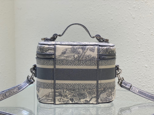 D*or small D*ortravel vanity case-18.5-13-10.5cm