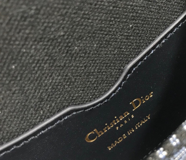 D*or bobby bag medium