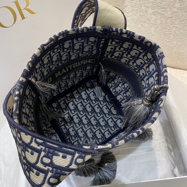 D*or d-bubble bucket bag