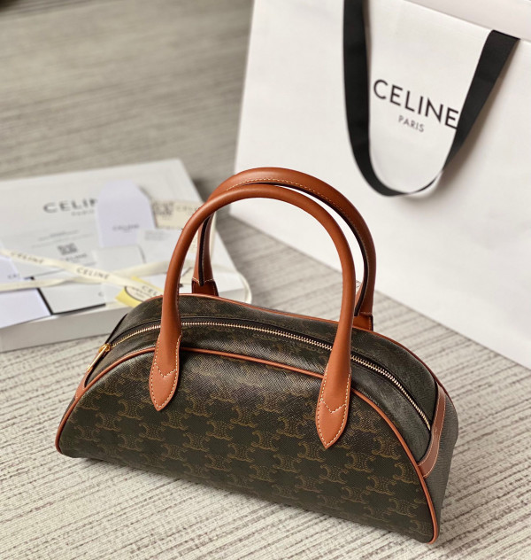 Ce**e boston in triomphe canvas and calfskin