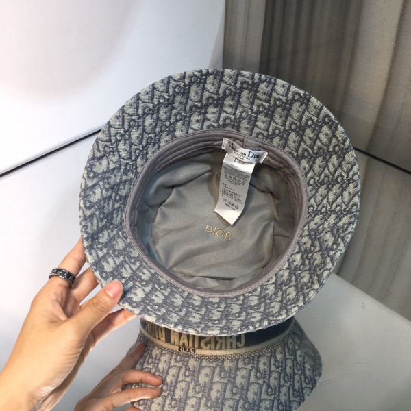 D*or hat