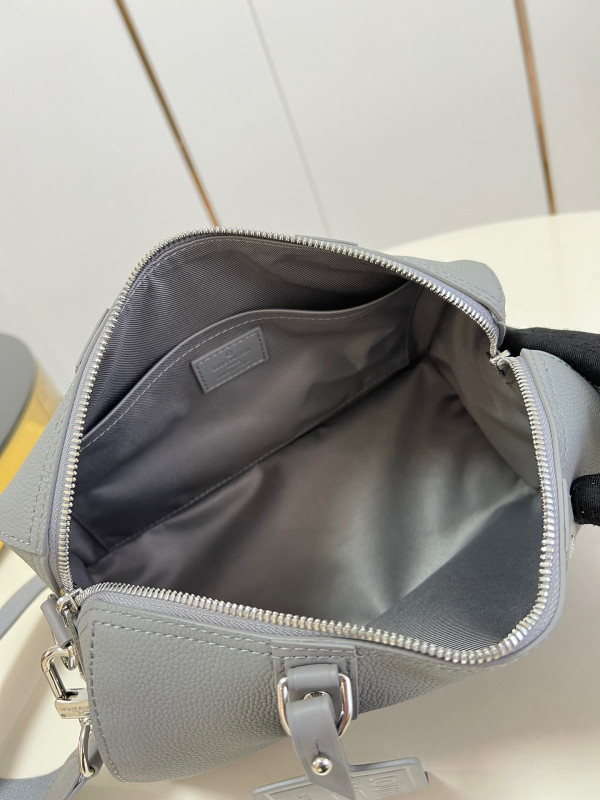 l**is V*t*n city keepall