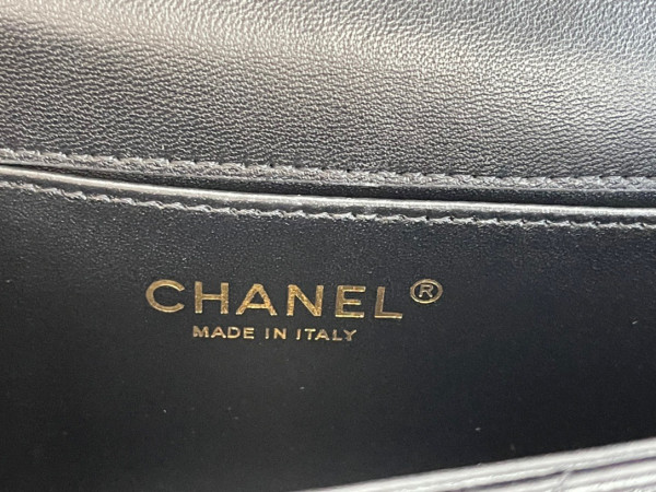 CL MINI FLAP BAG