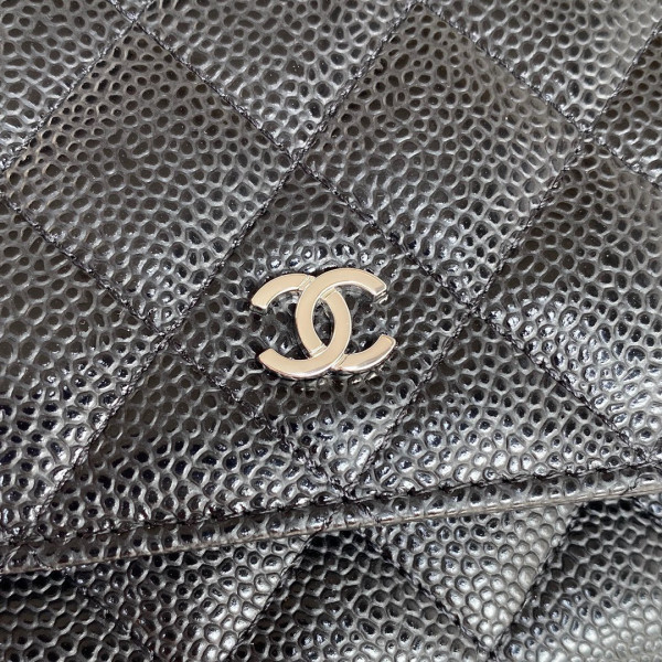 CL CHAIN WALLET CAVIAR NEW EDITION