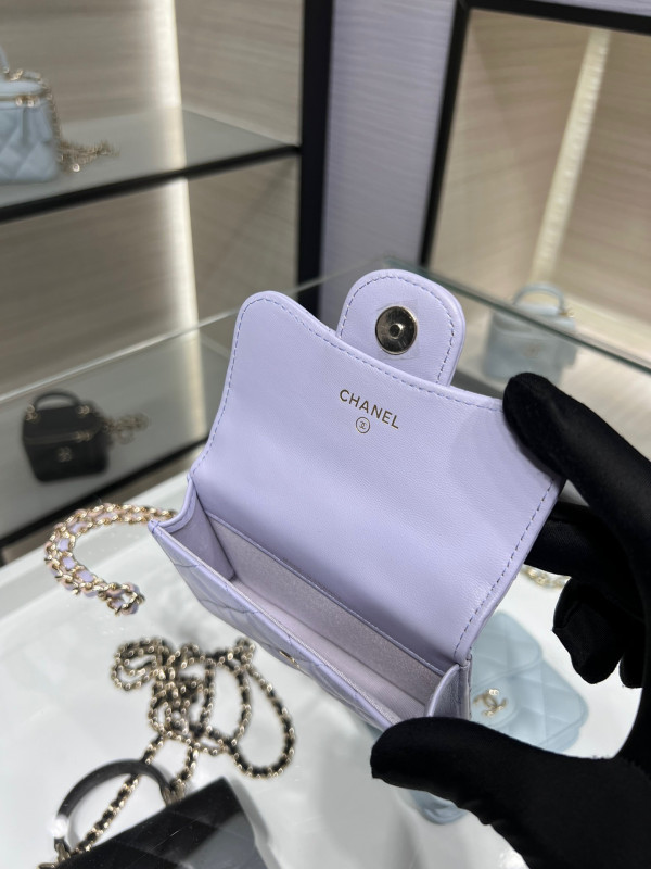 CL FLAP COIN PURSE WITH CHAIN