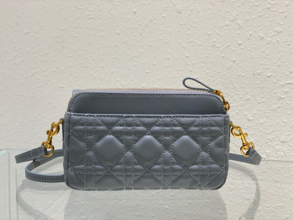 D*or caro pouch with chain