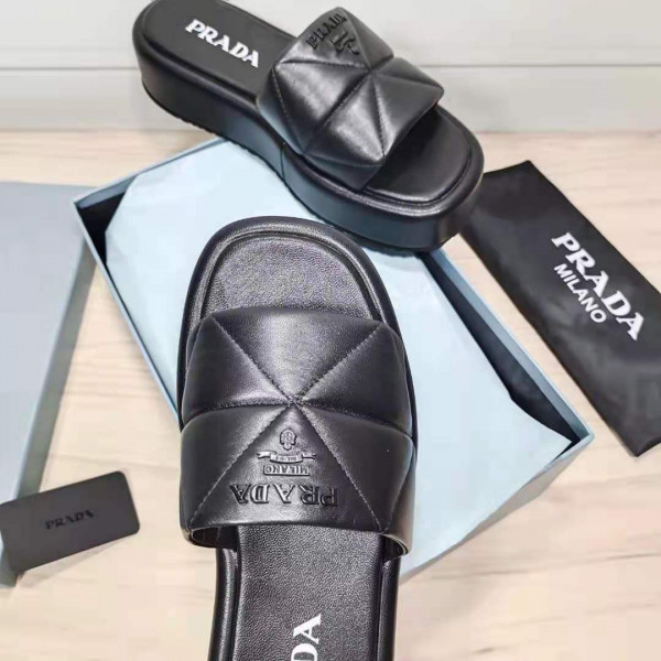 Pra*a nappa leather slides