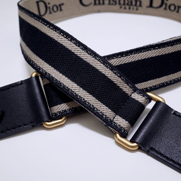 D*or adjustable shoulder strap