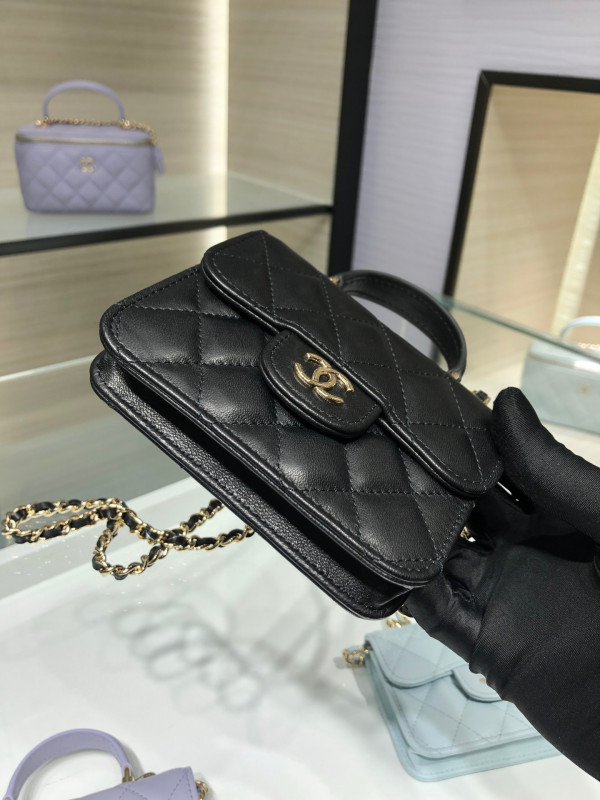 CL FLAP COIN PURSE WITH CHAIN