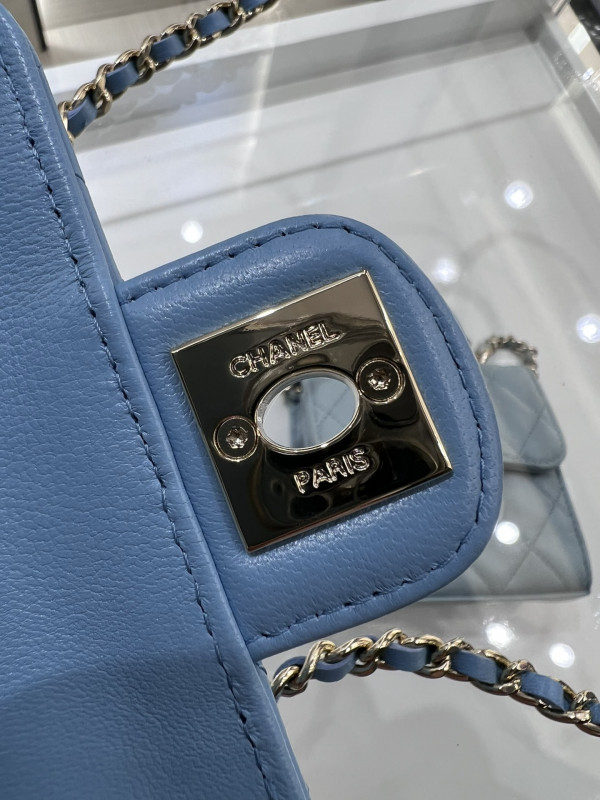 CL HEART CLUTCH WITH CHAIN