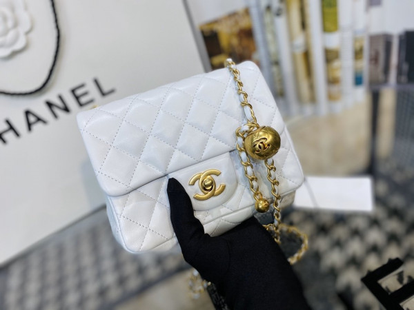 CL MINI FLAP BAG