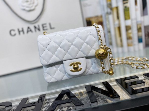 CL MINI FLAP BAG