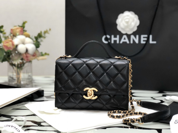 CL MINI FLAP BAG WITH HANDLE