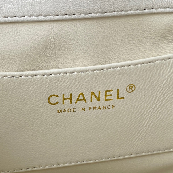 CL BUCKET BAG