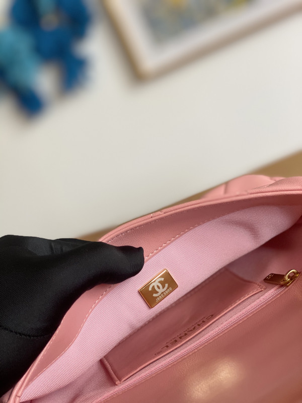 CL SMALL FLAP BAG