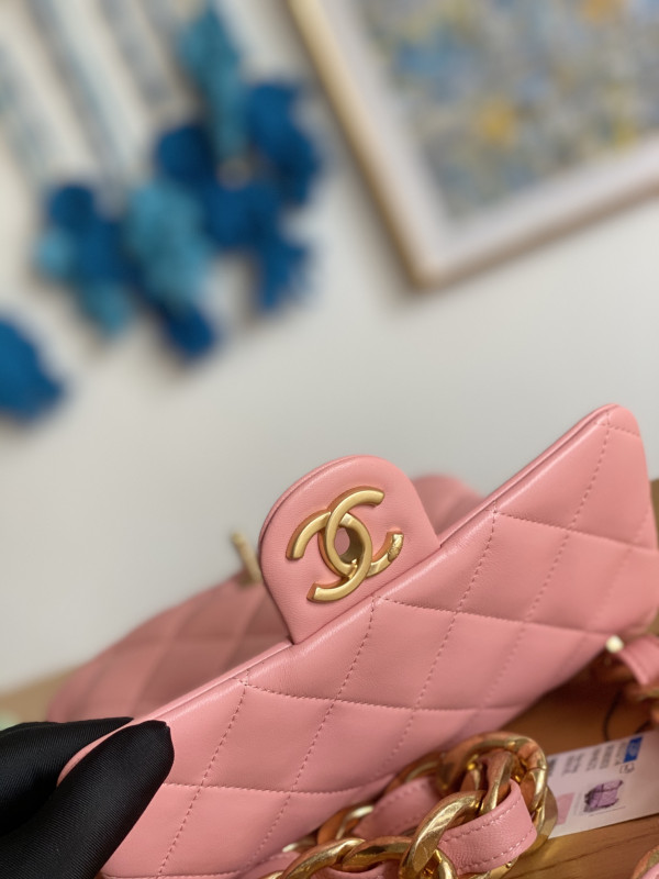 CL SMALL FLAP BAG
