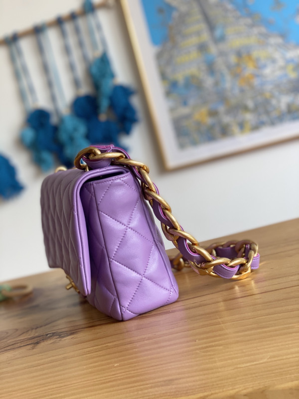 CL LARGE FLAP BAG