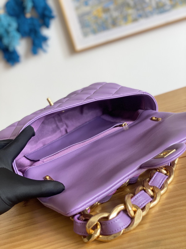 CL LARGE FLAP BAG