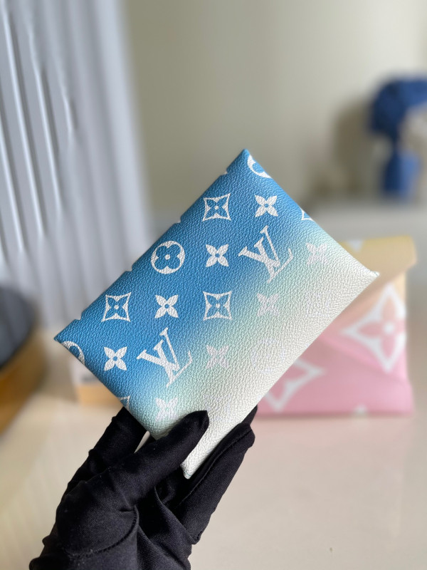 l**is V*t*n kirigami pochette