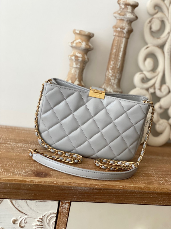 CL HOBO HANDBAG