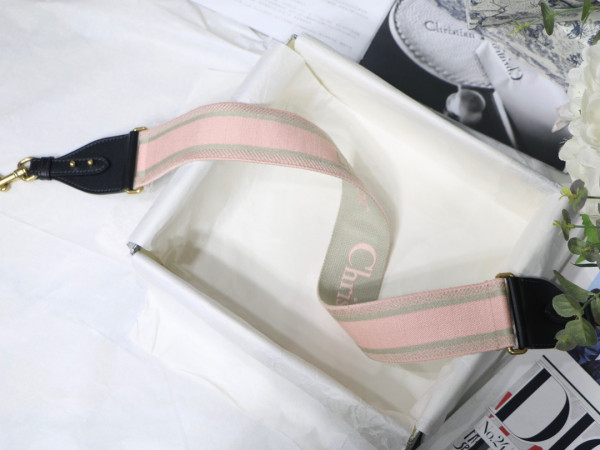 D*or strap
