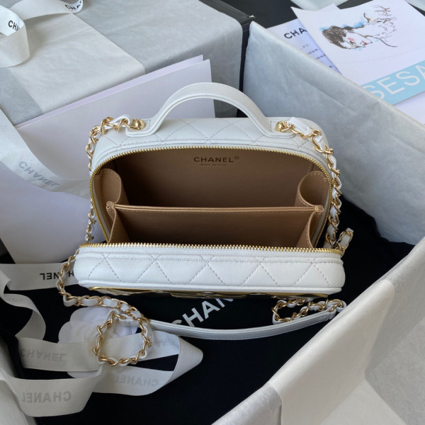 CL VANITY CASE