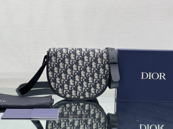 D*or gallop bag