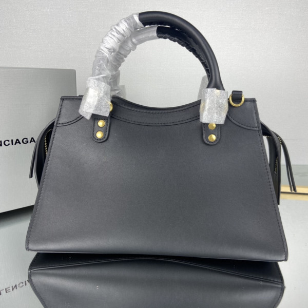 Ba*len*cia*ga neo classic small top handle bag