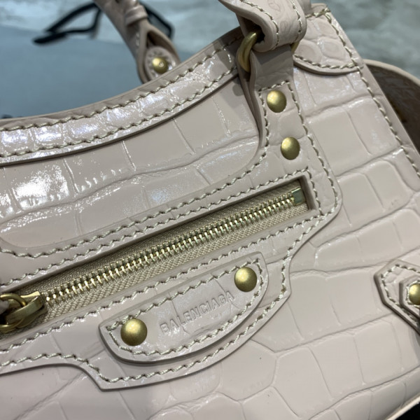 Ba*len*cia*ga neo classic mini top handle bag