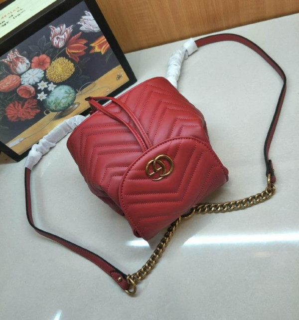 G*u*i gg marmont matelassé backpack 528129