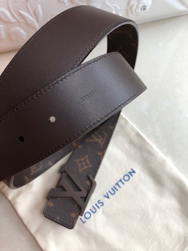 l**is V*t*n belt