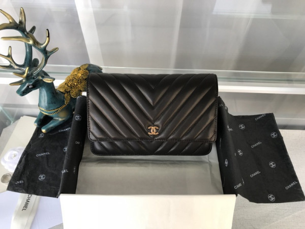 CL Flap Bag Lambskin With Gold / Silver Hardware