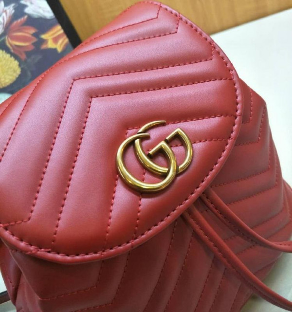 G*u*i gg marmont matelassé backpack 528129