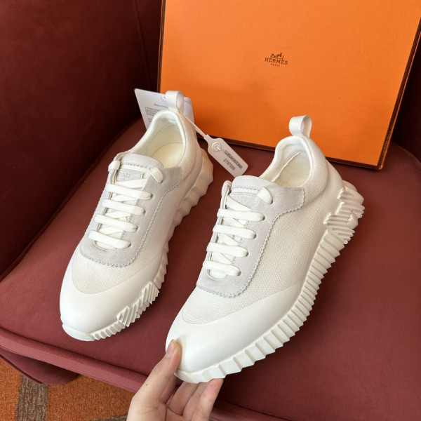 H**mes sneaker