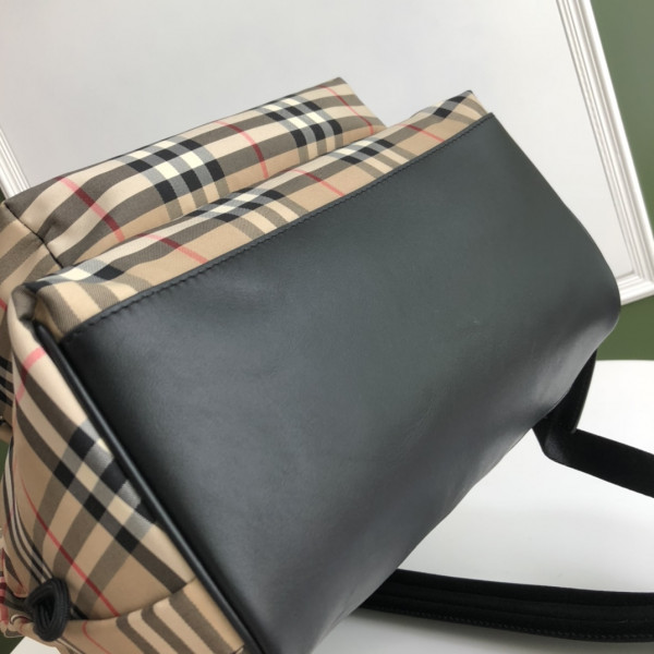 B**rry vintage check nylon backpack