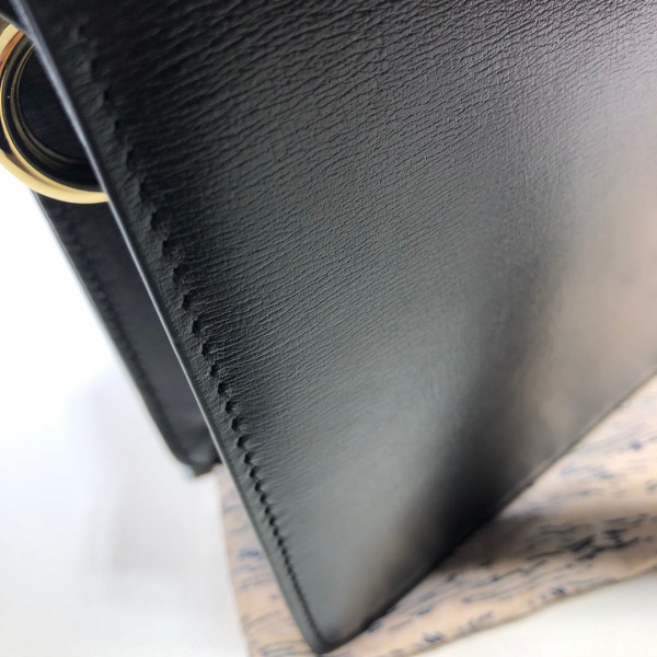 G*u*i ring shoulder bag