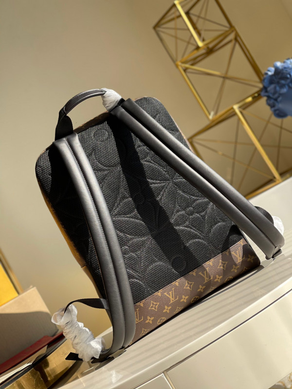 l**is V*t*n dean backpack