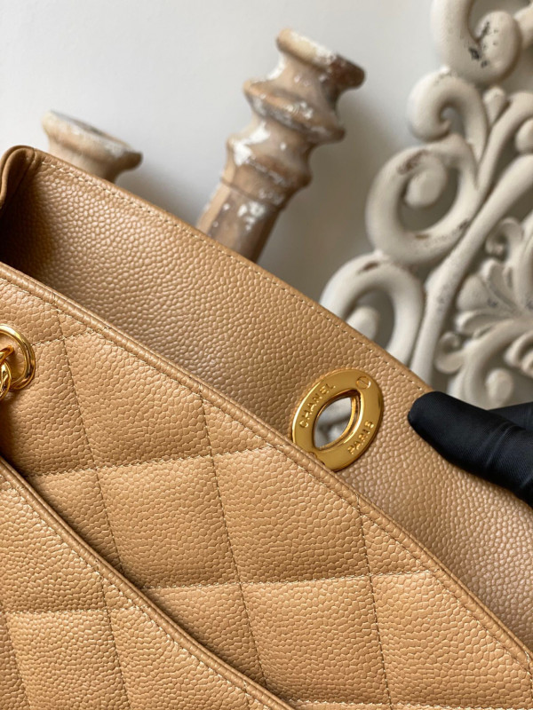 CL VINTAGE TOTE